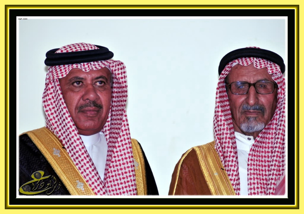 نقره لتكبير أو تصغير الصورة ونقرتين لعرض الصورة في صفحة مستقلة بحجمها الطبيعي